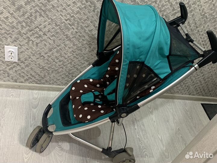 Детская прогулочная легкая коляска Quinny
