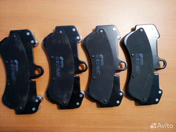 WAG передние тормозные колодки комплект