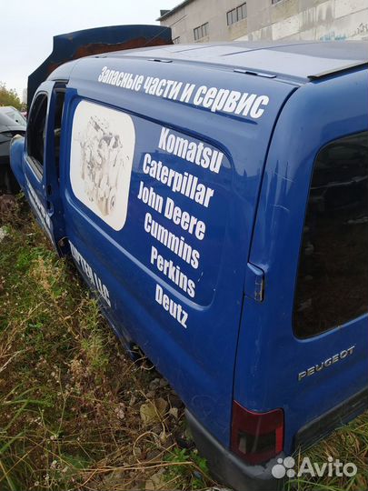 Левое заднее крыло пежо партнер М59