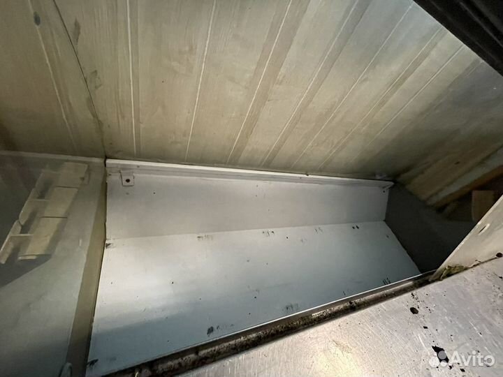 Витринный холодильник