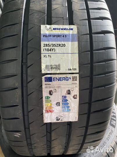 255/40R20 285/35R20 W223 W222 C217 nissan GT-R
