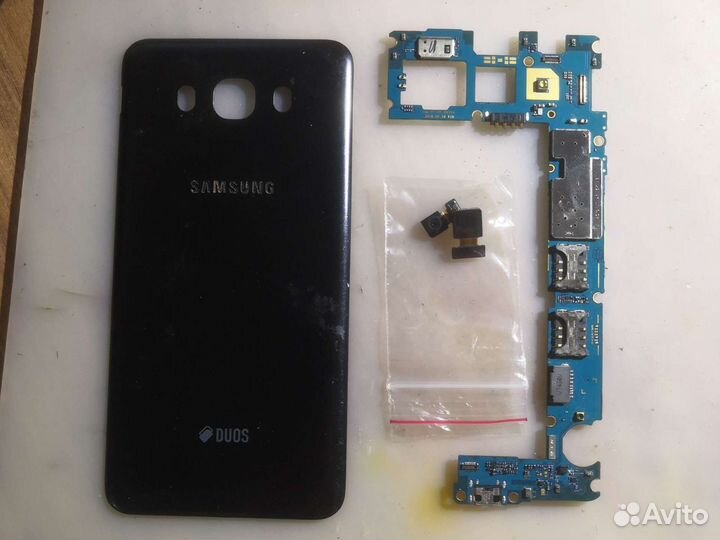 Samsung Galaxy J7 (2016) J710FN №555