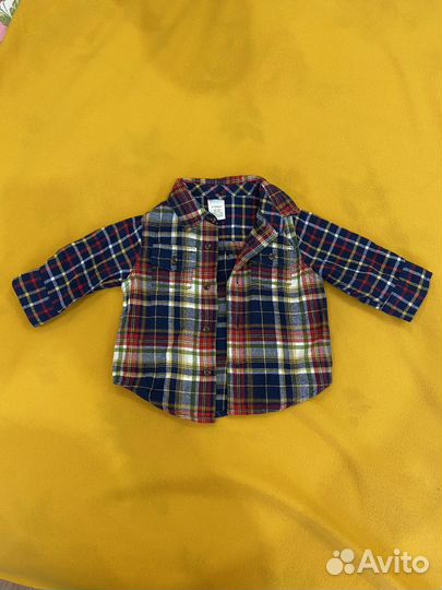 Костюм рубашка брюки и толстовка