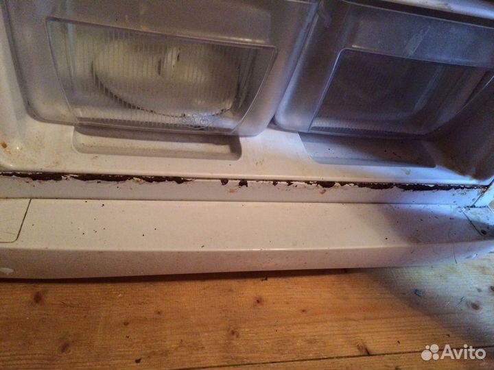 Холодильник indesit