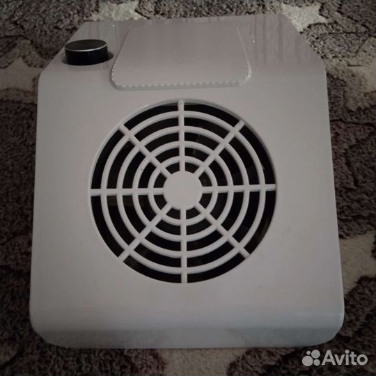 Вентилятор для маникюра