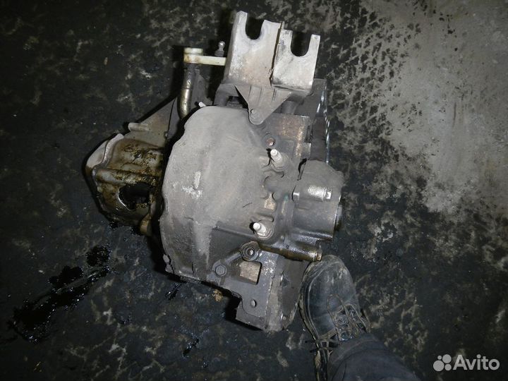 МКПП (механическая коробка переключения передач) P