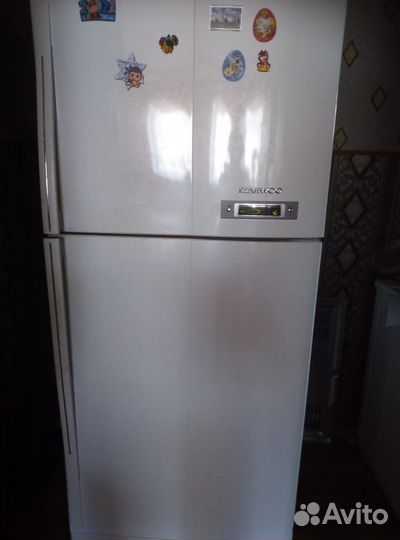 Продается холодильник