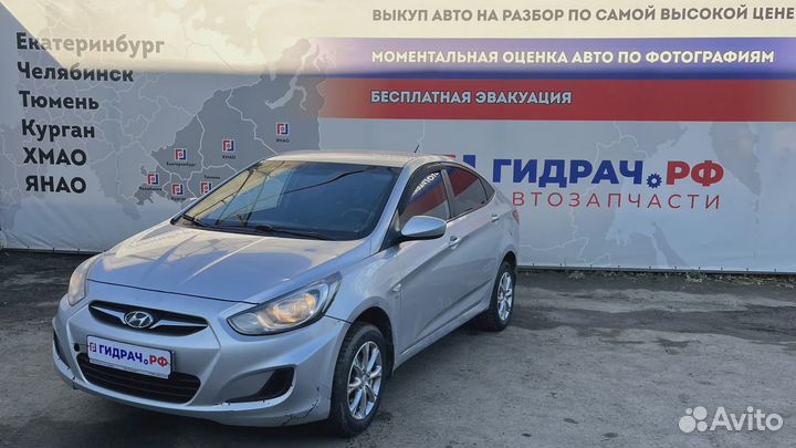 Молдинг крыши левый Hyundai Solaris (RB) 87231-4L000