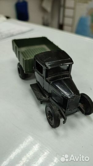 Модель грузовика СССР газ-аа