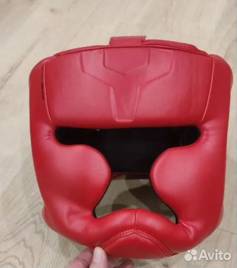 Шлем на единоборств domyos