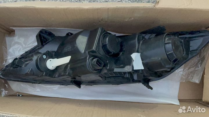 Фара передняя правая на Kia optima 3
