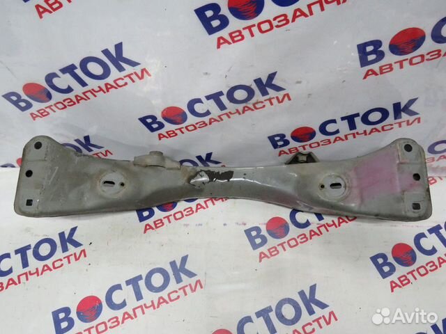 Балка поперечная Перед toyota mark II GX90, JZX90