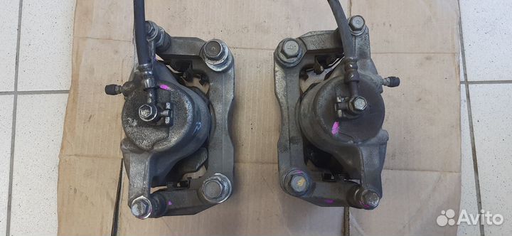 Суппорт тормозной передний nissan X-Trail Qashqai