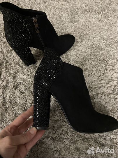 Ботильоны, Lino Marano