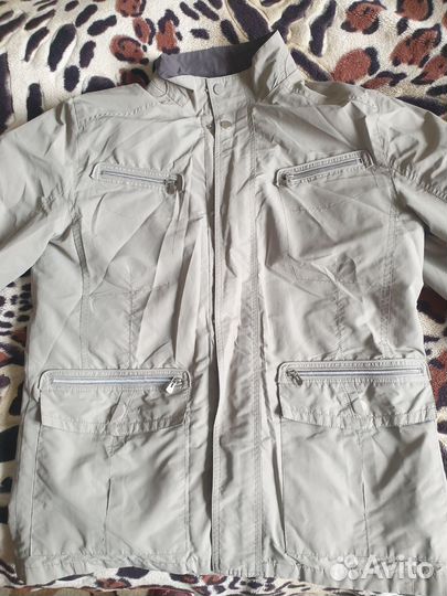 Куртка ветровка