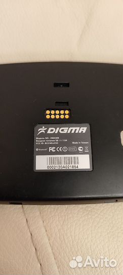 Мультимедиа-навигатор Digma DM430B