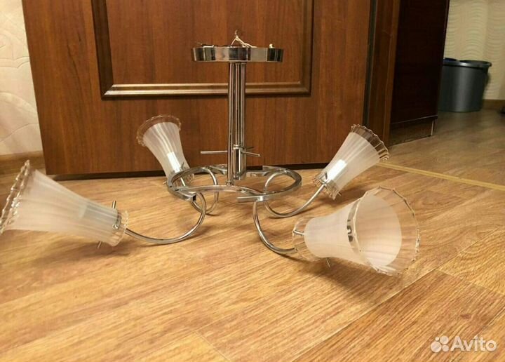 Люстры разные