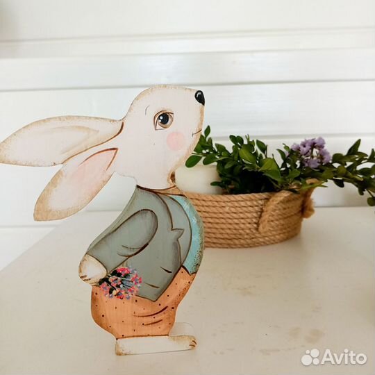 Фигурка зайки