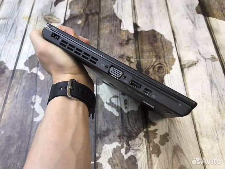 Lenovo thinkpad x250 i5 SSD 8GB RAM