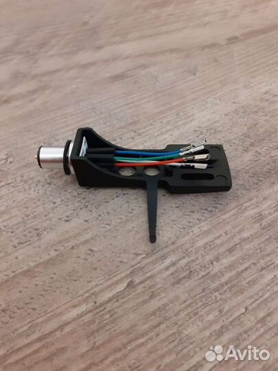 Шелл и игла для проигрывателя