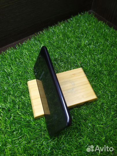 Samsung Galaxy A10, 2/32 ГБ