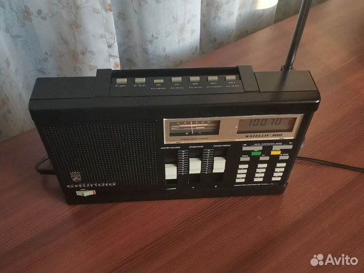 Радиоприемник grundig