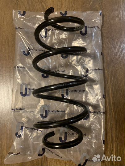 Пружина на tiguan Zc3377a