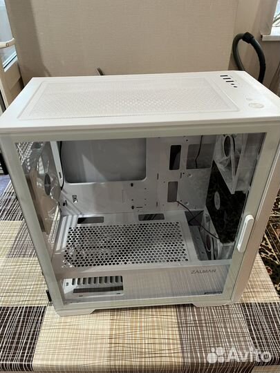 Корпус zalman z1