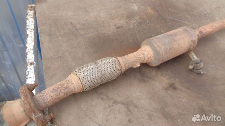 Приемная труба глушителя Kia Cerato 1 (LD)