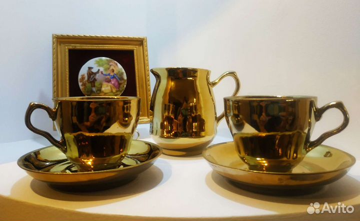 Кофейный дуэт: сливочник и две кофейные пары