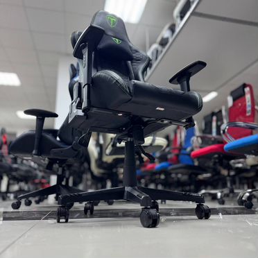 Кресло игровое компьютерное