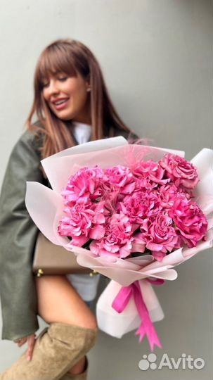 Букет пионовидных роз