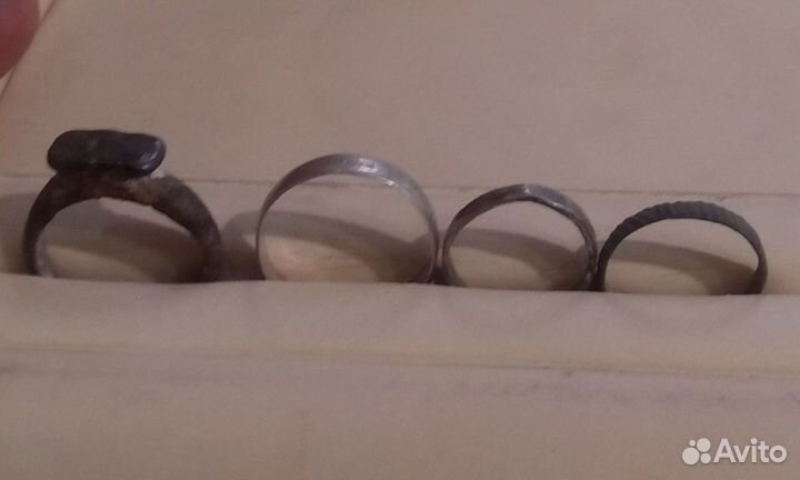 Старинные кольца