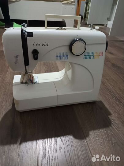 Швейная машинка