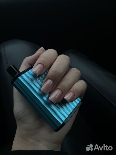 Маникюр, наращивание ногтей в салоне