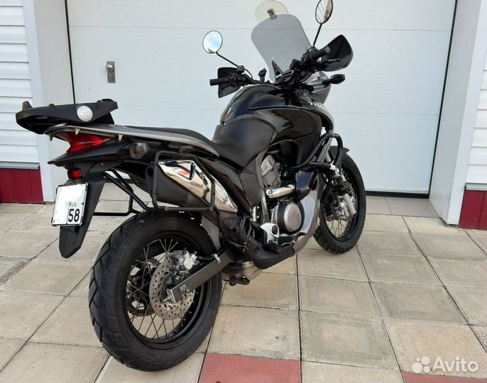 Honda Transalp xl700v