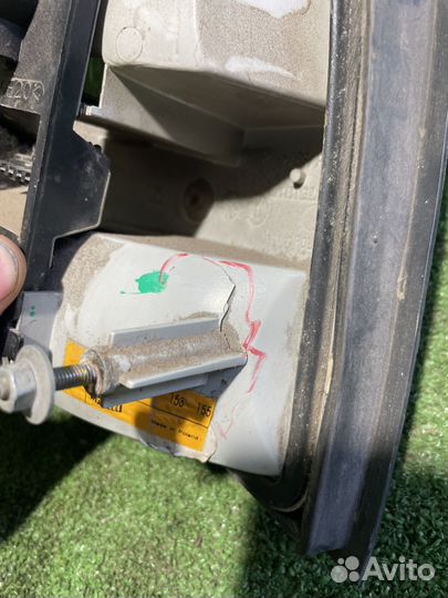 Фонарь задний правый opel vectra b универсал