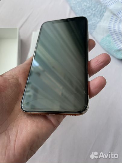 iPhone Xs, 64 ГБ