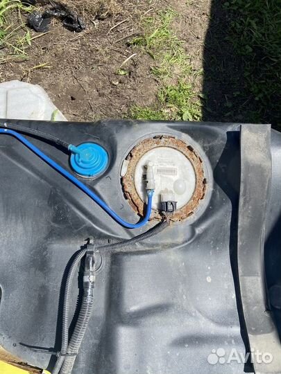 Топливный бак Opel Astra H