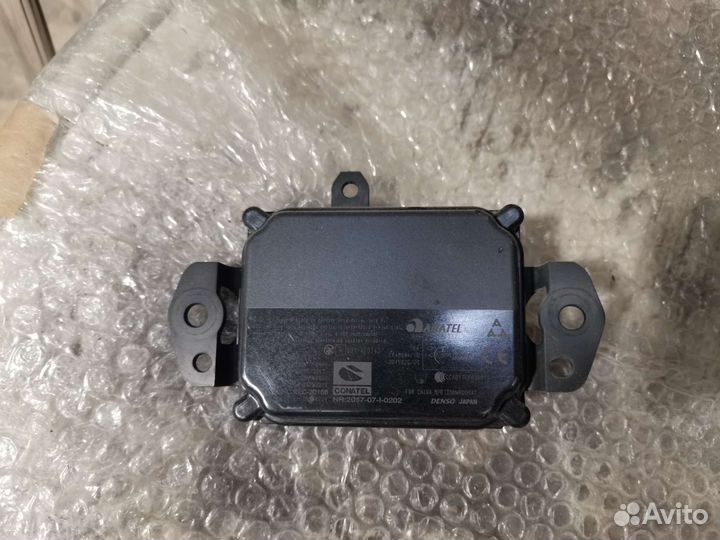 Датчик дистанции передний Lexus UX 8821033120