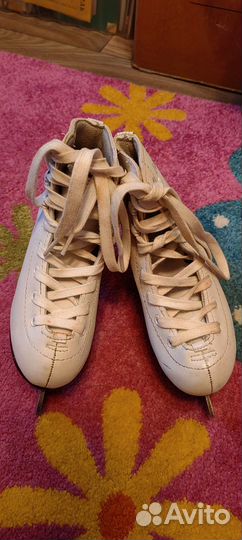 Коньки фигурные