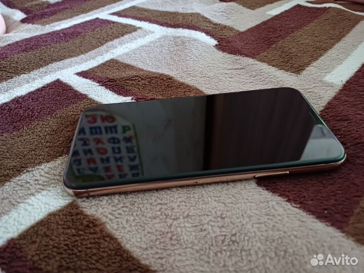 iPhone Xs, 64 ГБ