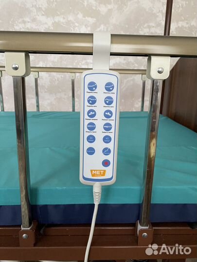 Медицинская кровать для лежачих больных с USB