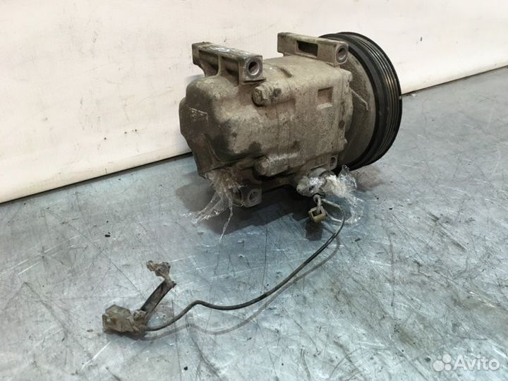 Компрессор кондиционера Mazda Familia седан BJ