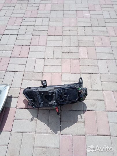 Фары передние Audi A6/C6