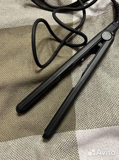 Выпрямитель для волос Rowenta