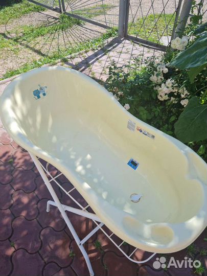 Детская ванночка подставкой