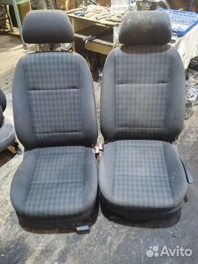 Сиденья комплект Skoda Octavia Tour (A4)