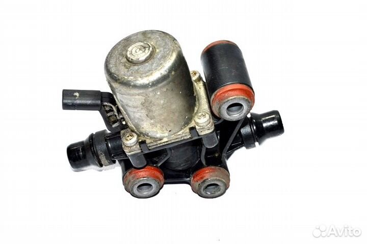 Клапан нагрева охладителя AdBlue mercedes-benz Act