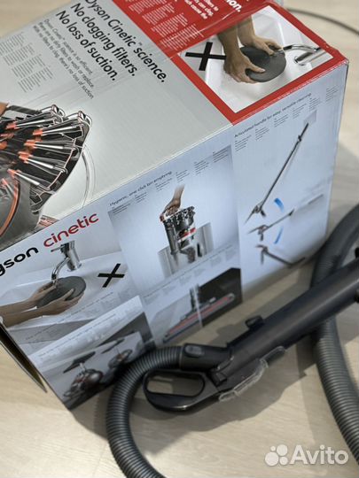 Пылесос dyson